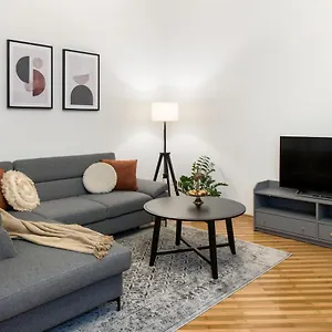 Wawelove Pilsudskiego - 3 Bedroom Apt. With Balcony And Free Parking! Apartment Krakau