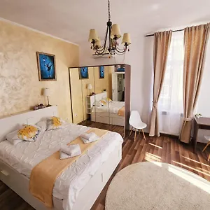 Cozy Old Center - Cal3 Apartment Bucharest